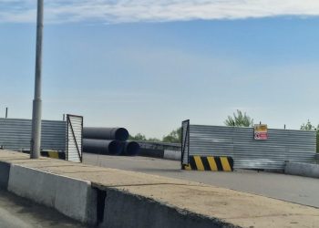 Пробки на мосту в Усть-Каменогорске скоро отметят полгода