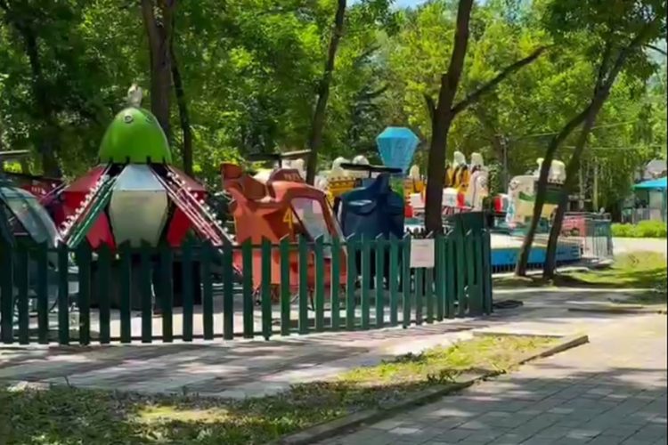 Снизить цены в парке «Металлург» поручил аким Усть-Каменогорска