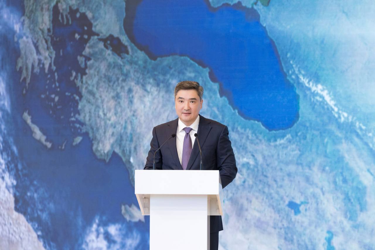 Бектенов о Каспии: без единства регион может потерять море